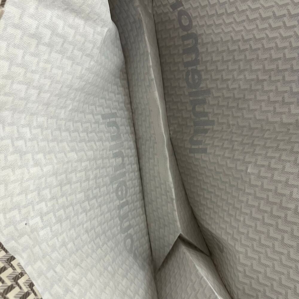 NEW Lululemon Extra Large Reusable Tote Bag Beige Geometric Logo Shopping Gym - Picture 3 of 3